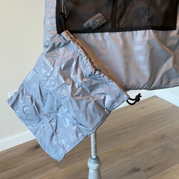 Lululemon Black Every Day Bag. Use for work or working out! Tons of storage! - Picture 6 of 11